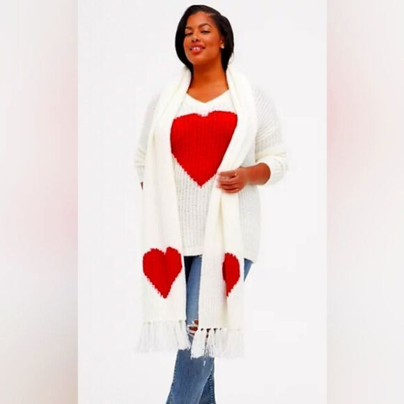 Torrid Heart Knit Scarf & Matching Fingerless Gloves NWT - Picture 1 of 3